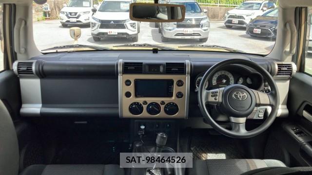 Toyota FJ CRUISER 2011-11 8651395-2