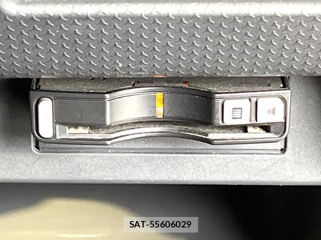 Mazda FLAIR CROSSOVER 2014-07 8653305-4