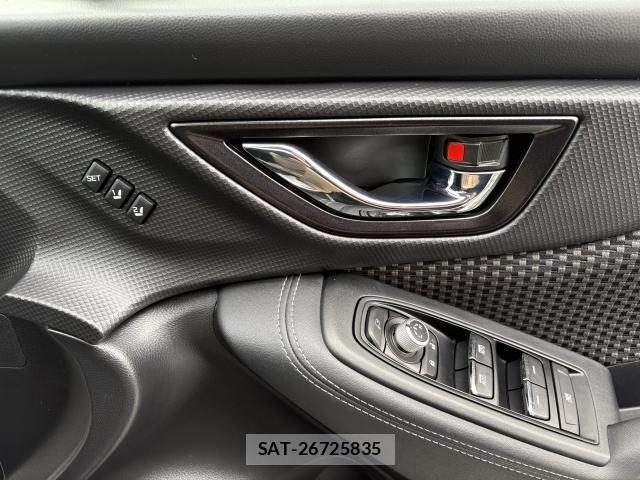 Subaru FORESTER 2023-06 8648737-19