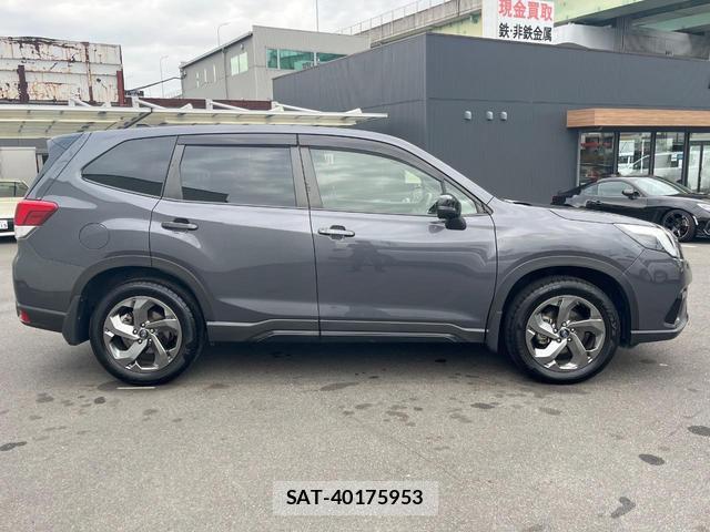 Subaru FORESTER 2023-03 8649954-17