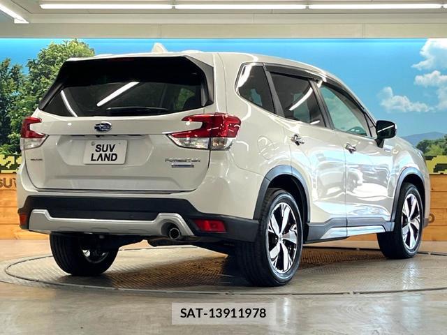 Subaru FORESTER 2019-08 8651109-16