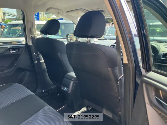 Subaru FORESTER 2017-08 8652409-13