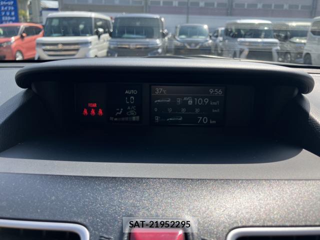 Subaru FORESTER 2017-08 8652409-15