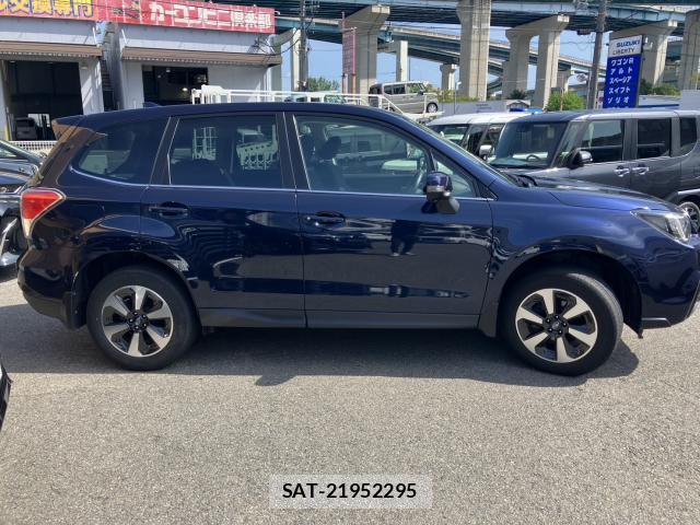 Subaru FORESTER 2017-08 8652409-2