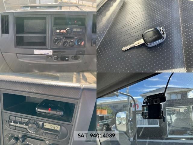 Isuzu FORWARD 2017-05 8652870-13