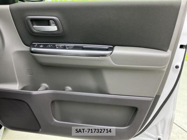 Honda FREED HYBRID 2019-03 8646615-3