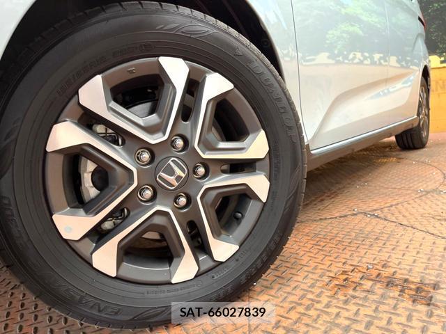 Honda FREED HYBRID 2022-11 8647308-12