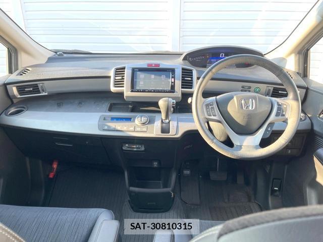 Honda FREED HYBRID 2015-10 8648586-1
