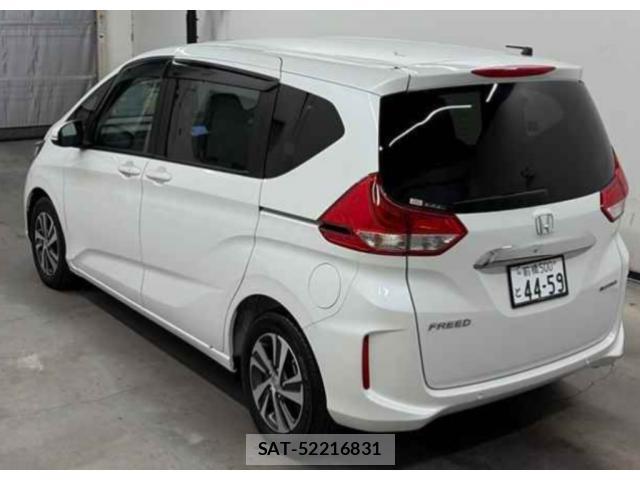 Honda FREED HYBRID 2023-10 8650615-1