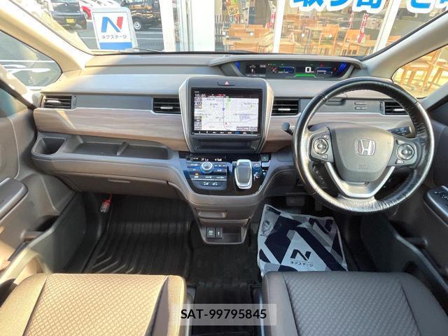 Honda FREED HYBRID 2021-09 8651098-1