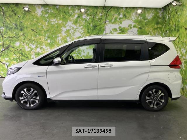Honda FREED HYBRID 2022-05 8653817-1