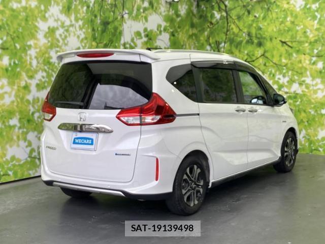 Honda FREED HYBRID 2022-05 8653817-2