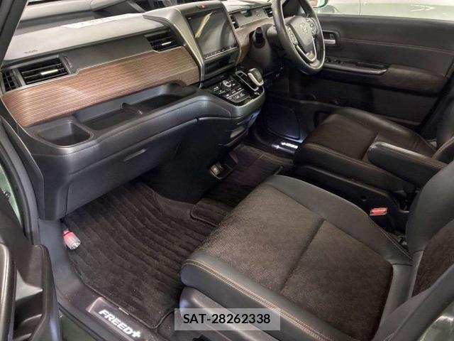 Honda FREED 2020-10 8648909-4