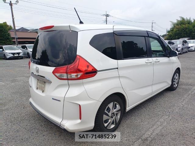 Honda FREED 2023-08 8647568-4