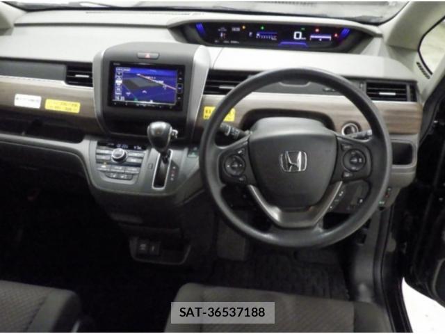 Honda FREED 2023-07 8650647-2