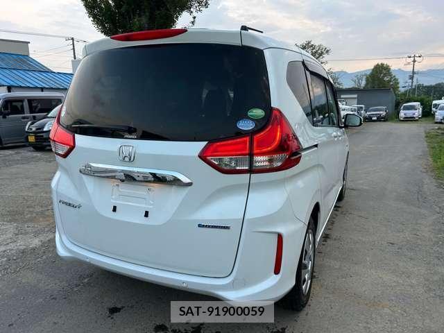 Honda FREED 2020-10 8651747-11