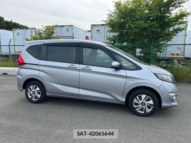 Honda FREED 2017-04 8651748-1