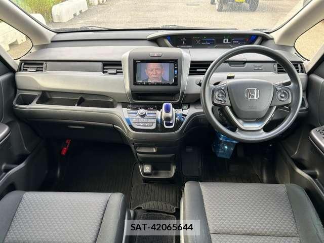 Honda FREED 2017-04 8651748-11