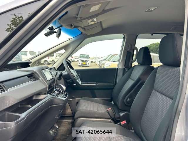 Honda FREED 2017-04 8651748-17