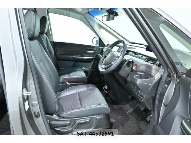 Honda FREED 2021 8652703-3