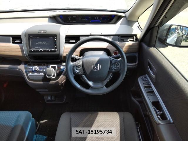 Honda FREED 2021-08 8653356-2