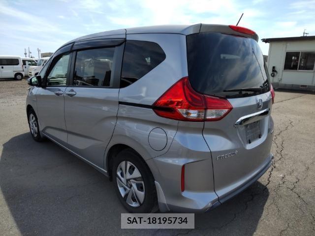 Honda FREED 2021-08 8653356-5