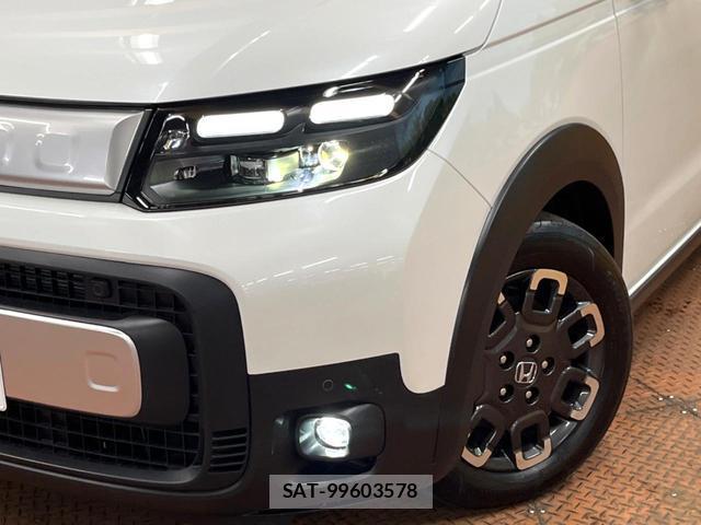Honda FREED 2025-09 8647296-13