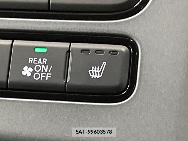 Honda FREED 2025-09 8647296-6