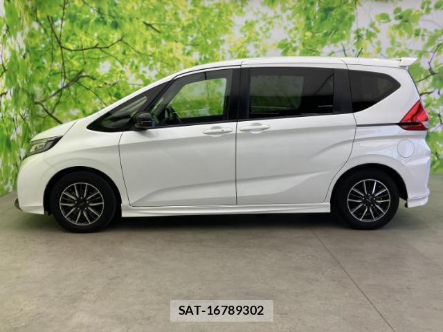 Honda FREED 2018-03 8647776-1