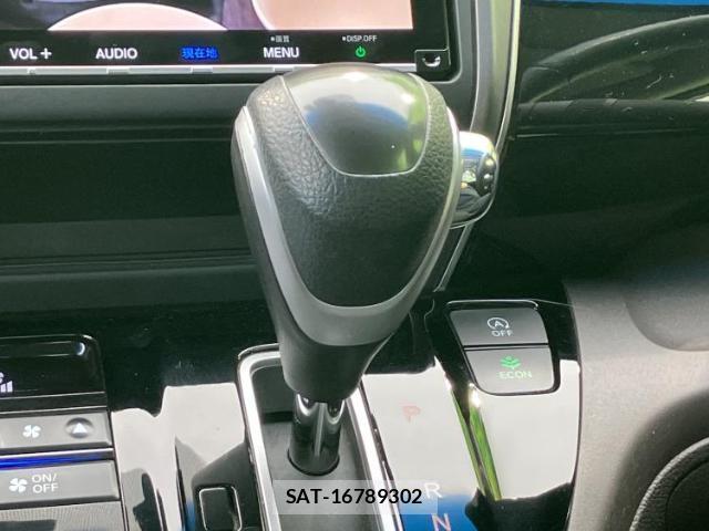 Honda FREED 2018-03 8647776-17