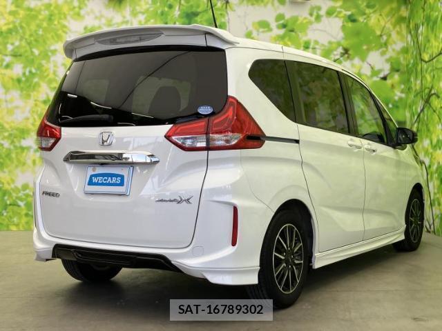 Honda FREED 2018-03 8647776-2