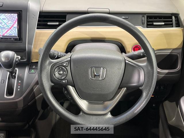 Honda FREED 2017-07 8647837-10