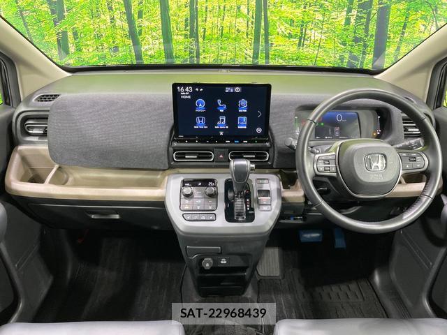 Honda FREED 2025-02 8648277-1