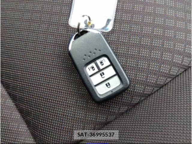 Honda FREED 2023-07 8649274-9