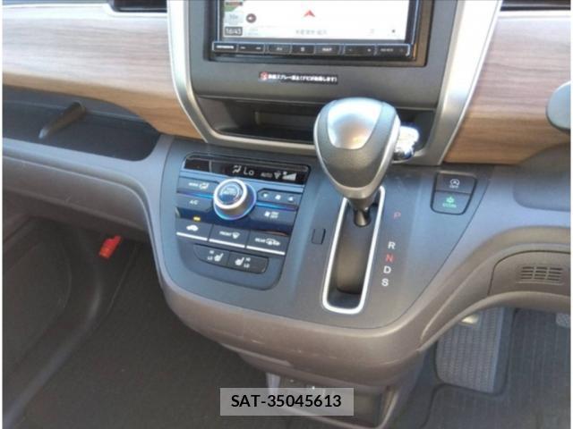 Honda FREED 2023-07 8649275-3