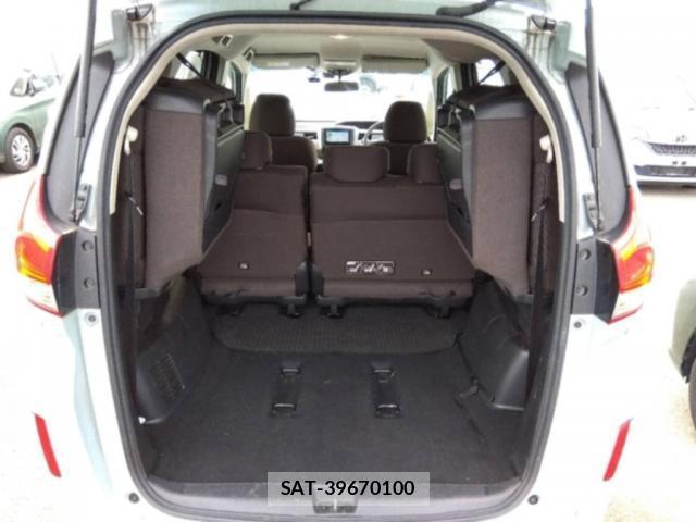 Honda FREED 2023-07 8649277-7