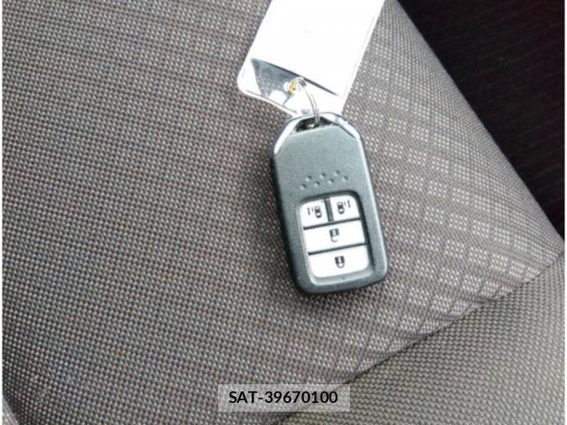 Honda FREED 2023-07 8649277-9