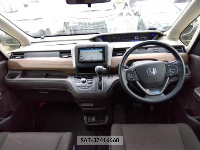 Honda FREED 2023-07 8649278-2
