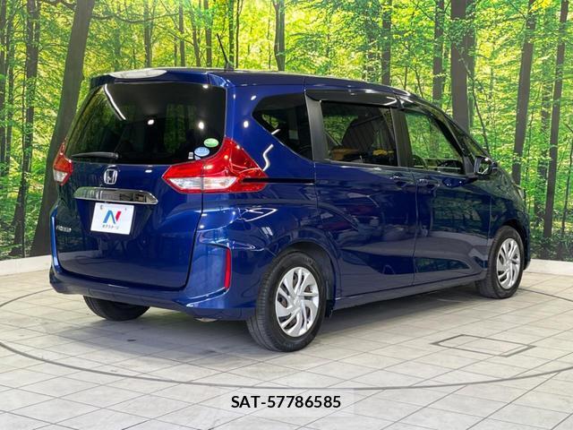 Honda FREED 2018-05 8651032-17