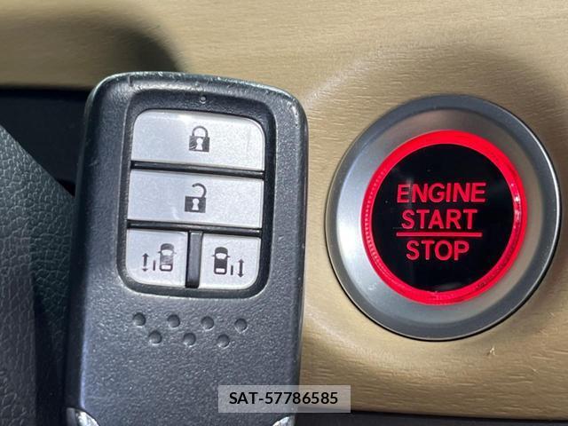 Honda FREED 2018-05 8651032-6