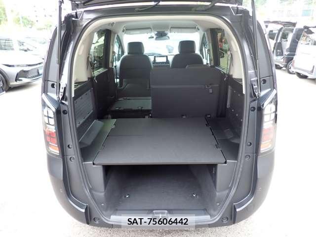 Honda FREED 2026-02 8651643-11