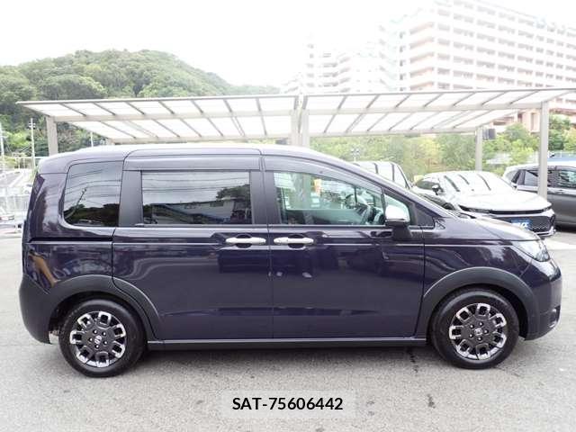 Honda FREED 2026-02 8651643-16