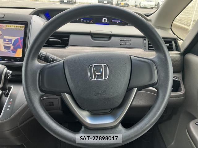 Honda FREED 2017-12 8653047-14