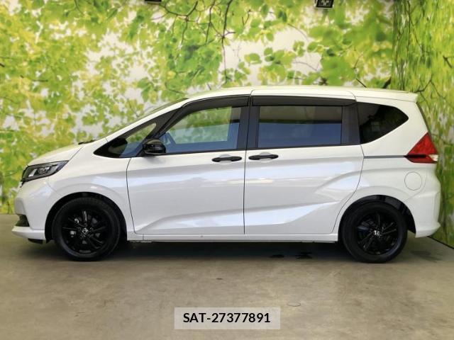 Honda FREED 2022-08 8653442-1