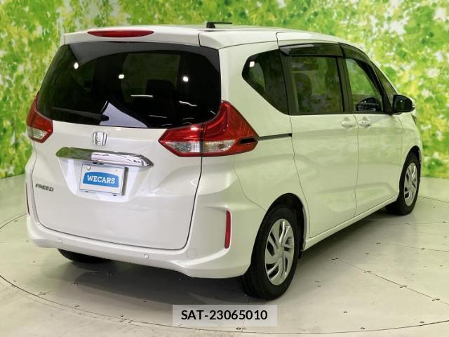 Honda FREED 2022-02 8653703-2