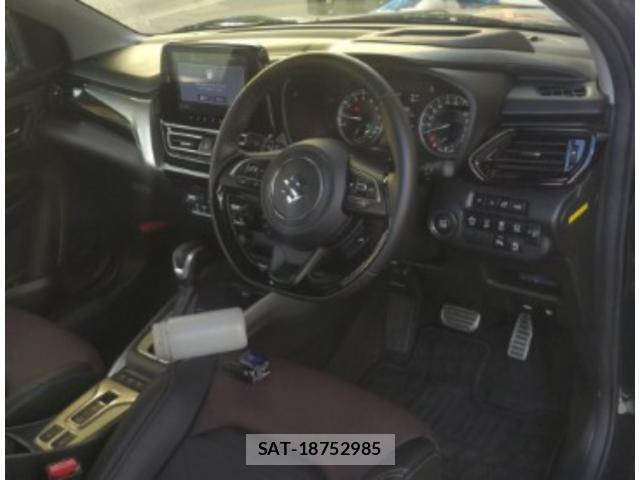 Suzuki Fronx 2025-05 8647030-2