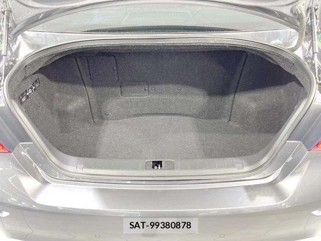 Nissan FUGA HYBRID 2017-08 8651694-9