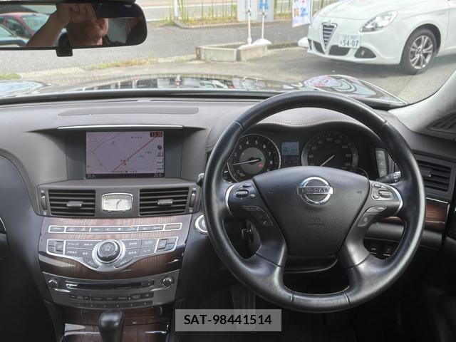 Nissan FUGA HYBRID 2012-03 8653140-17