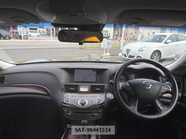 Nissan FUGA HYBRID 2012-03 8653140-7