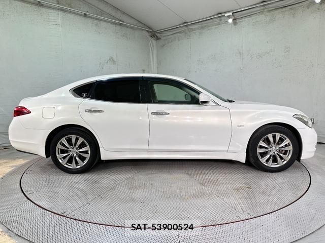 Nissan FUGA 2014-01 8653923-12
